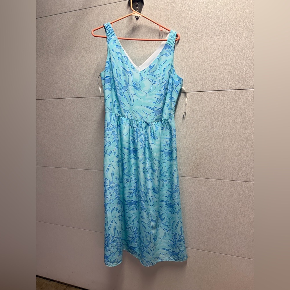Vineyard Vines Light Blue Floral Midi Dress
